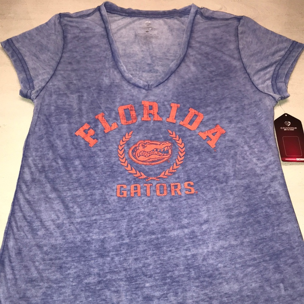🤩🤩Florida Gators women’s NWT shirt
